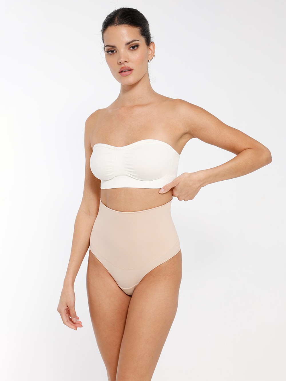 Seamless Strapless Lift Bra with Soft Comfort & Adjustable 3-Row Hooks