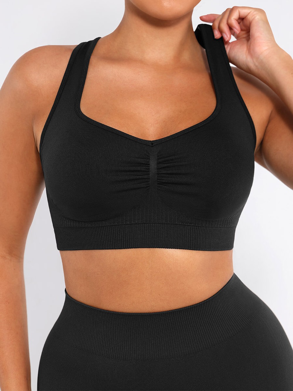 Seamless Bust Support Racerback Sports Bra with Removable Cups