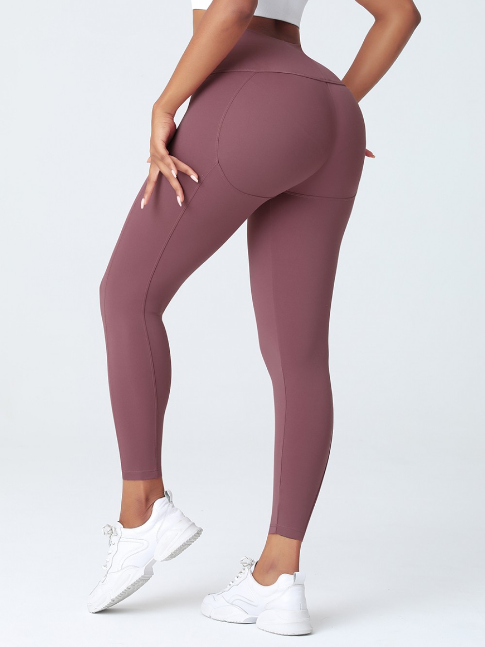 Jujube Red High Rise Contouring Stitch Lines Sports Pant For Fitness