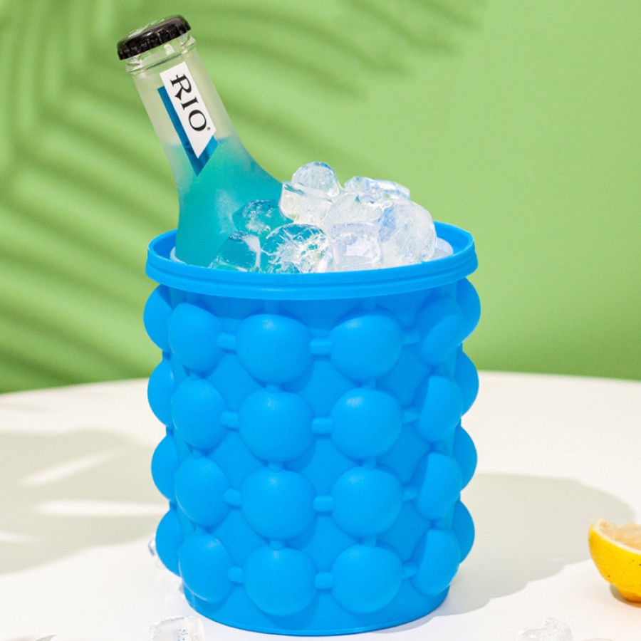 Cylindrical silicone ice bucket