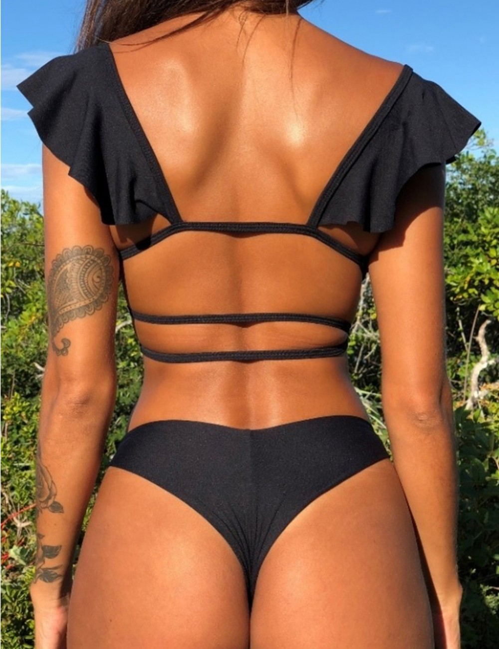 Svelte Style Black Backless Strappy Bikini High Cut Pure Color Form Fit