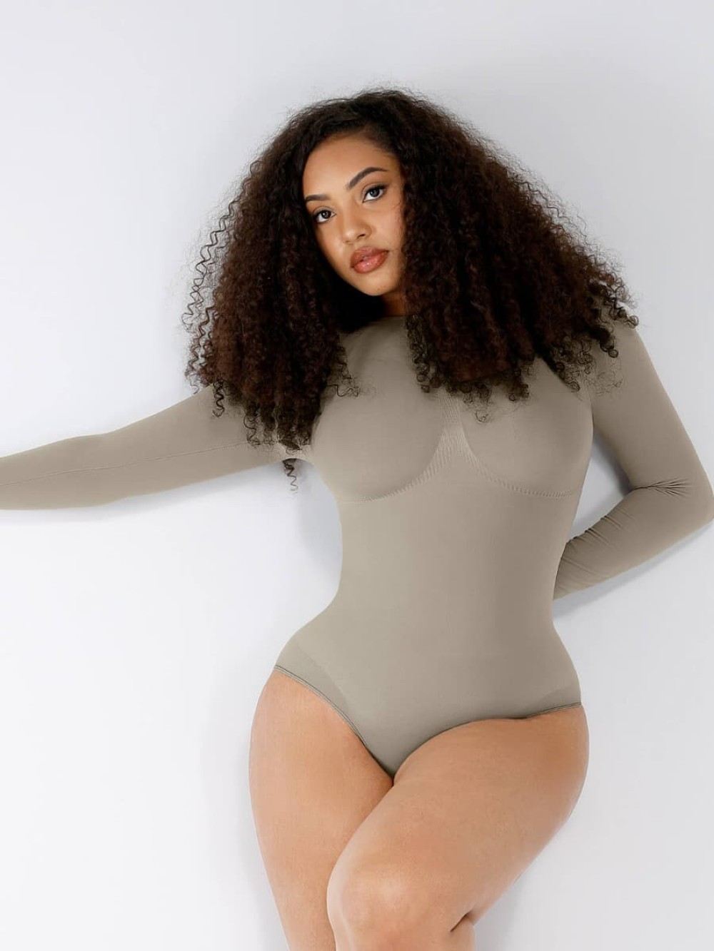 Seamless Bust Support Waist Cinching Tummy Control Shapewear Bodysuit