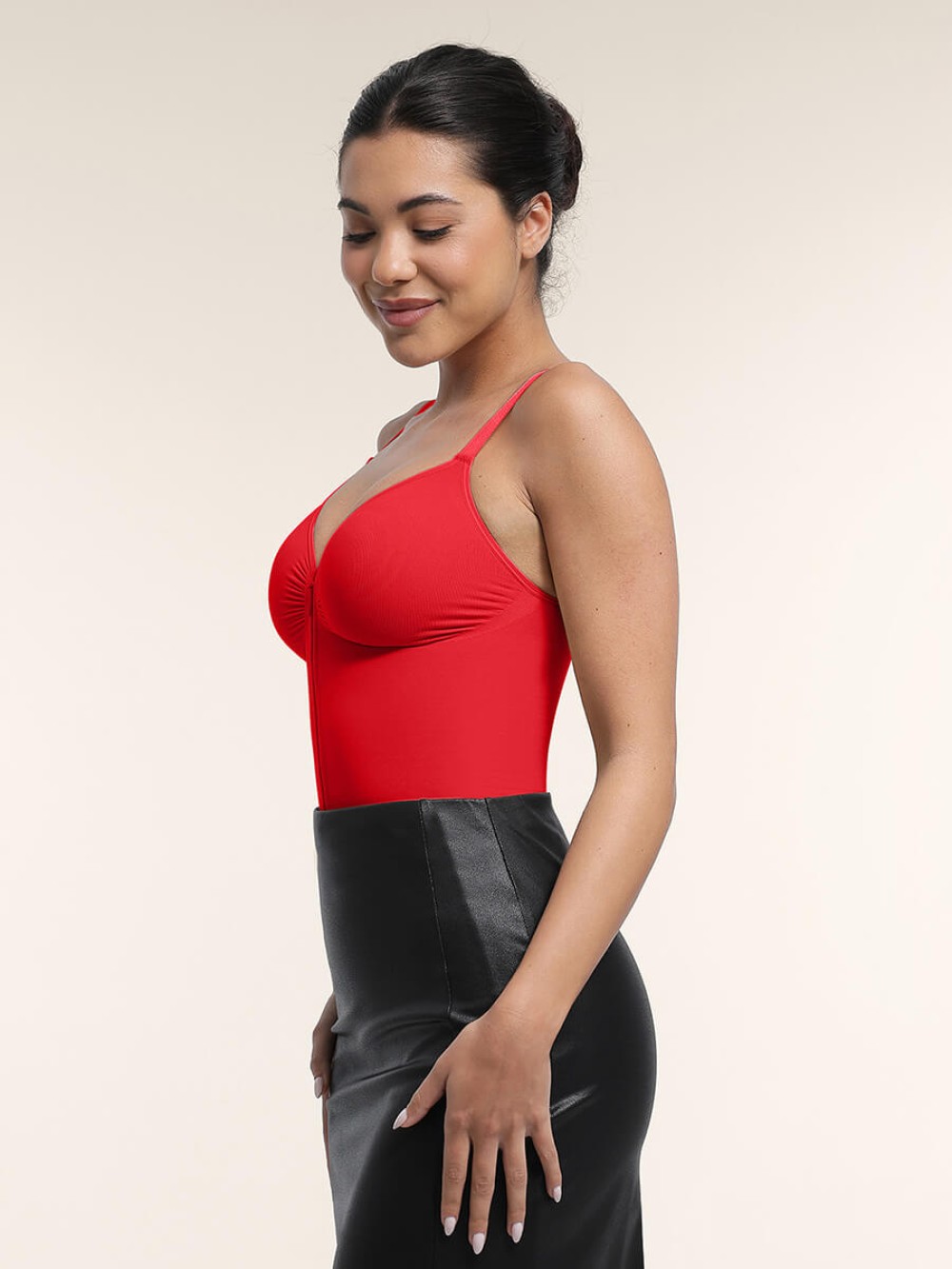 Seamless Sweetheart Neck Tummy Control Bodysuit with Chest Support and Zipper T-Back Design