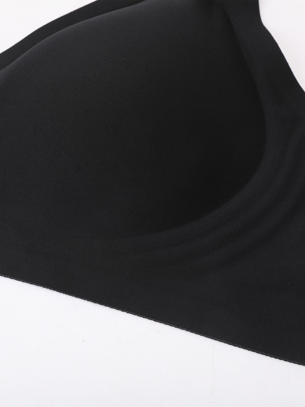 Seamless Cut Out Wireless Bra Jelly Support Everyday T-Shirt Bra for Big Chest