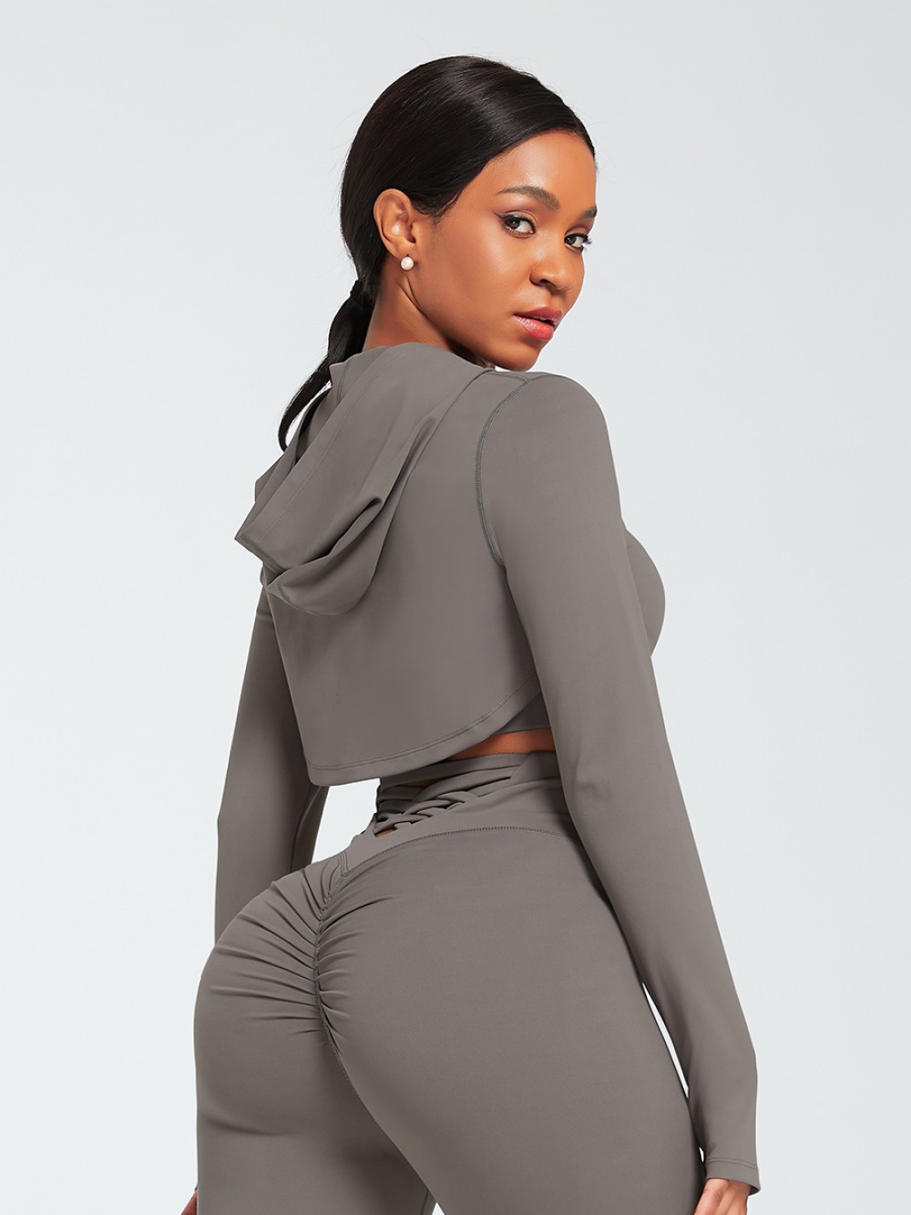 Gray Short Front Sports Top Long Sleeve Elastic Material
