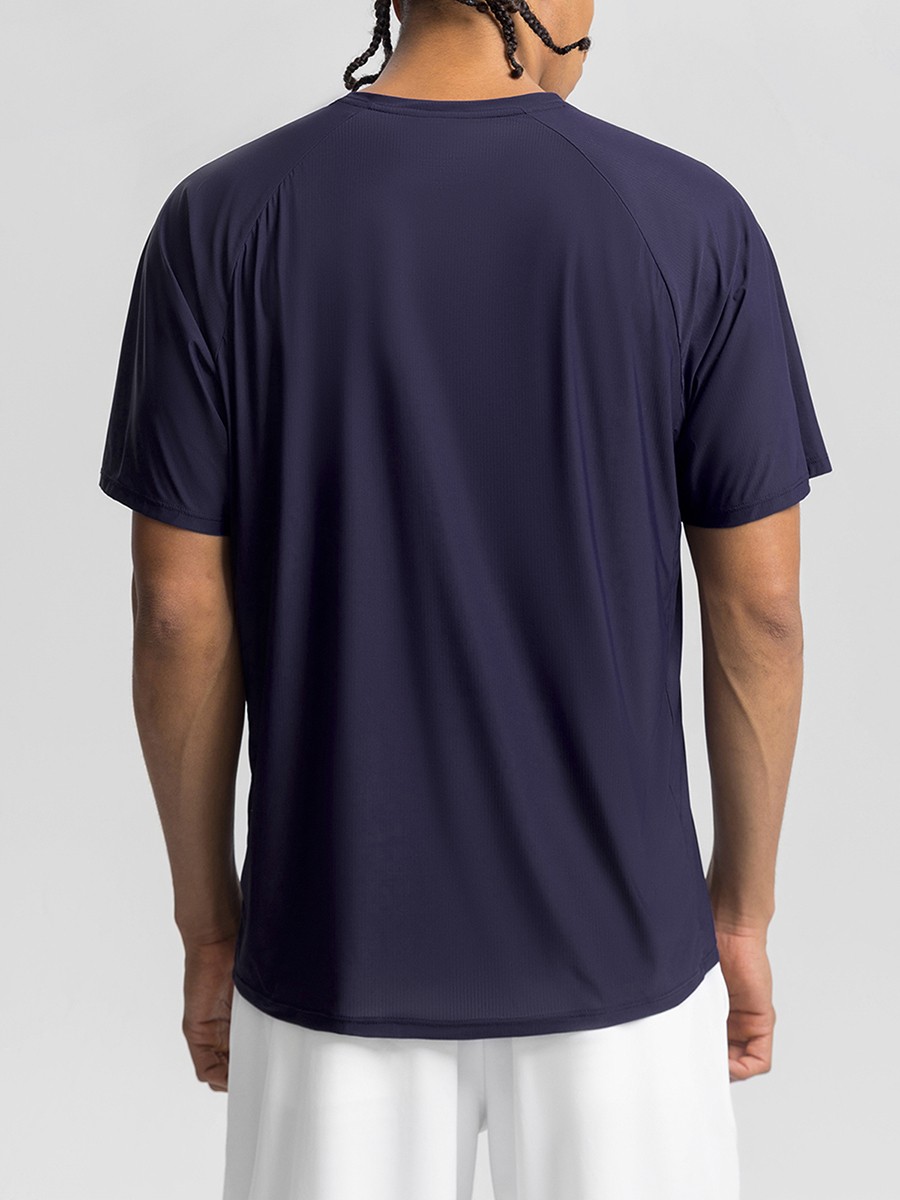 Men's Solid-Color Athletic T-Shirt — Quick-Drying Top for Fitness and Running