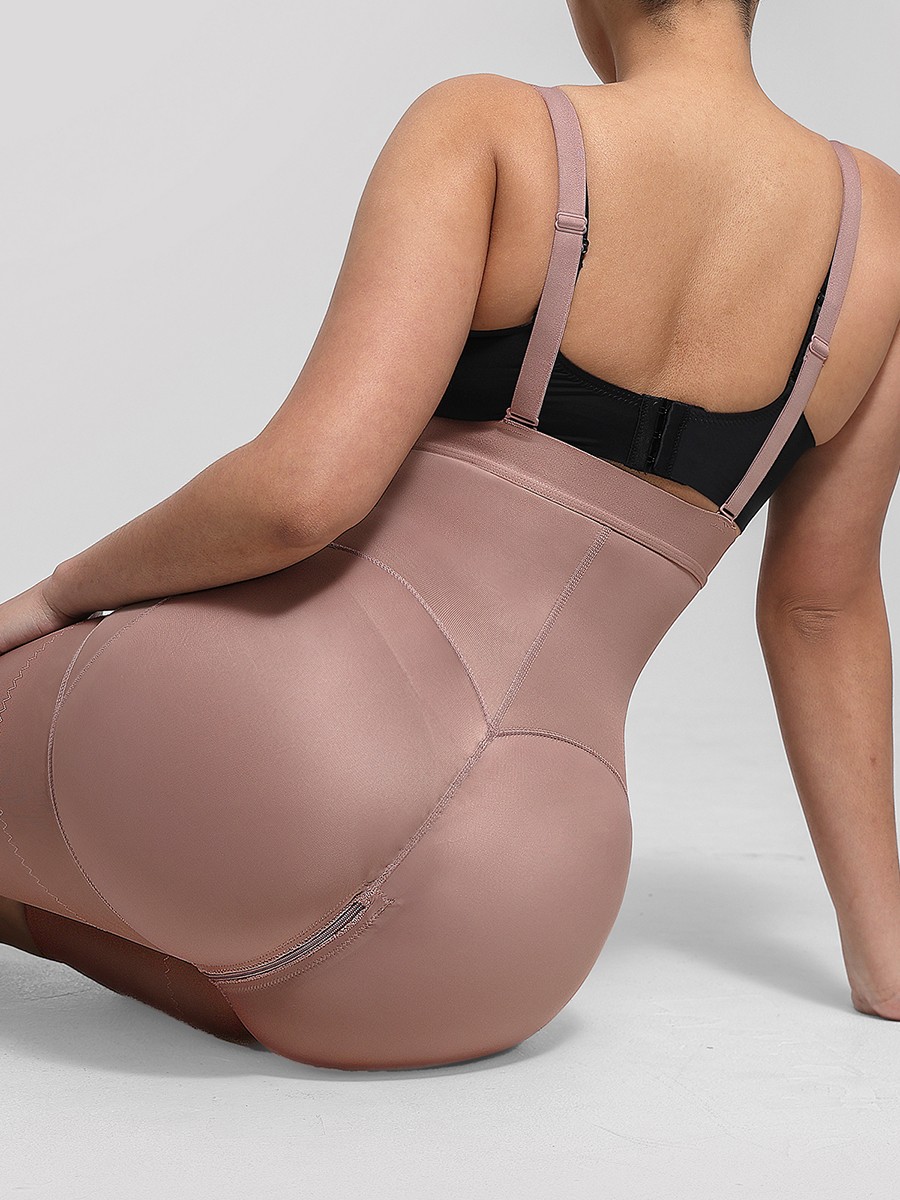 Body Shaper with Inner Clips for Post-Surgery Support