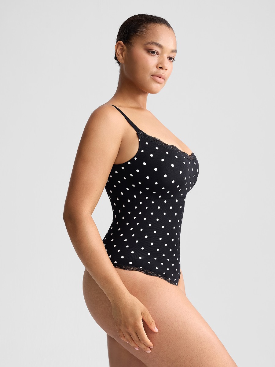 Seamless Lace-Trim Shapewear Bodysuit with Tummy Control & Removable Cups