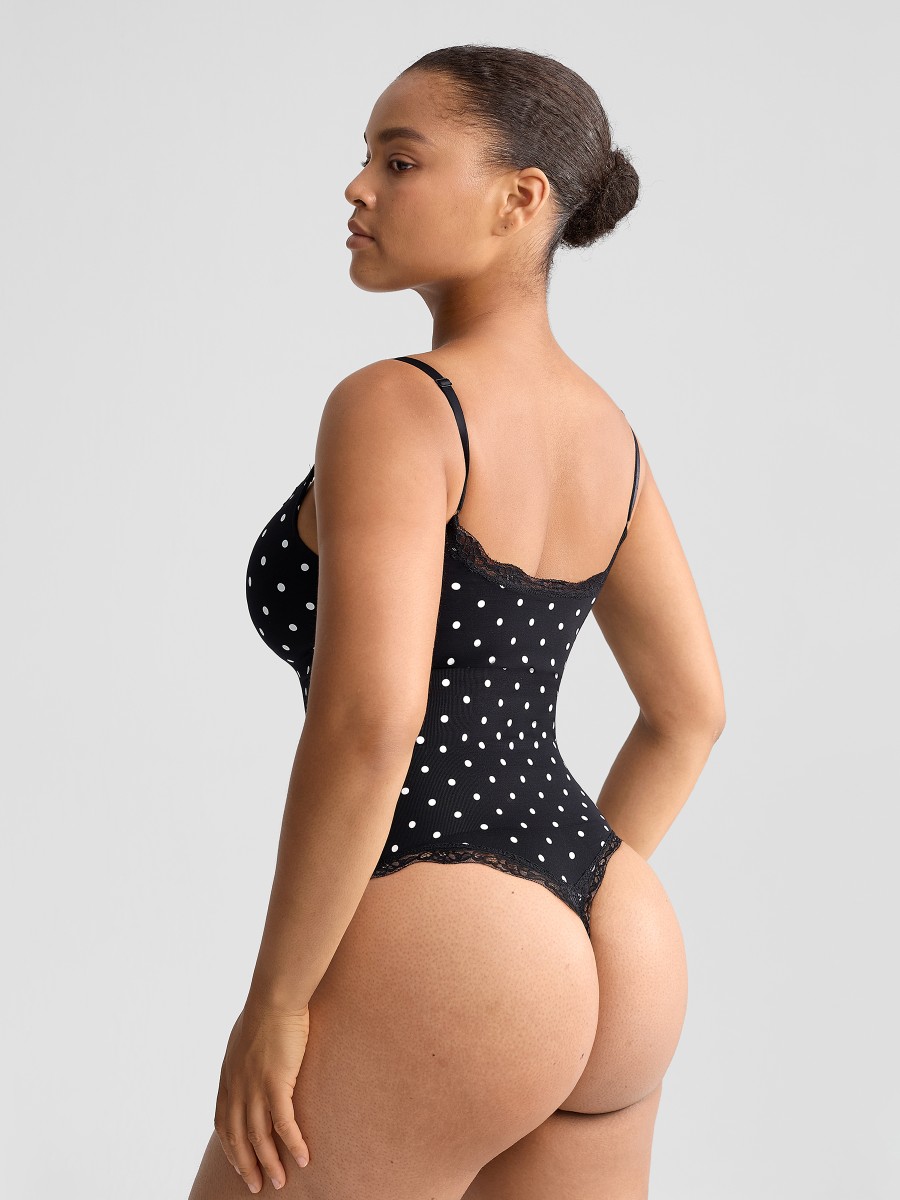 Seamless Lace-Trim Shapewear Bodysuit with Tummy Control & Removable Cups
