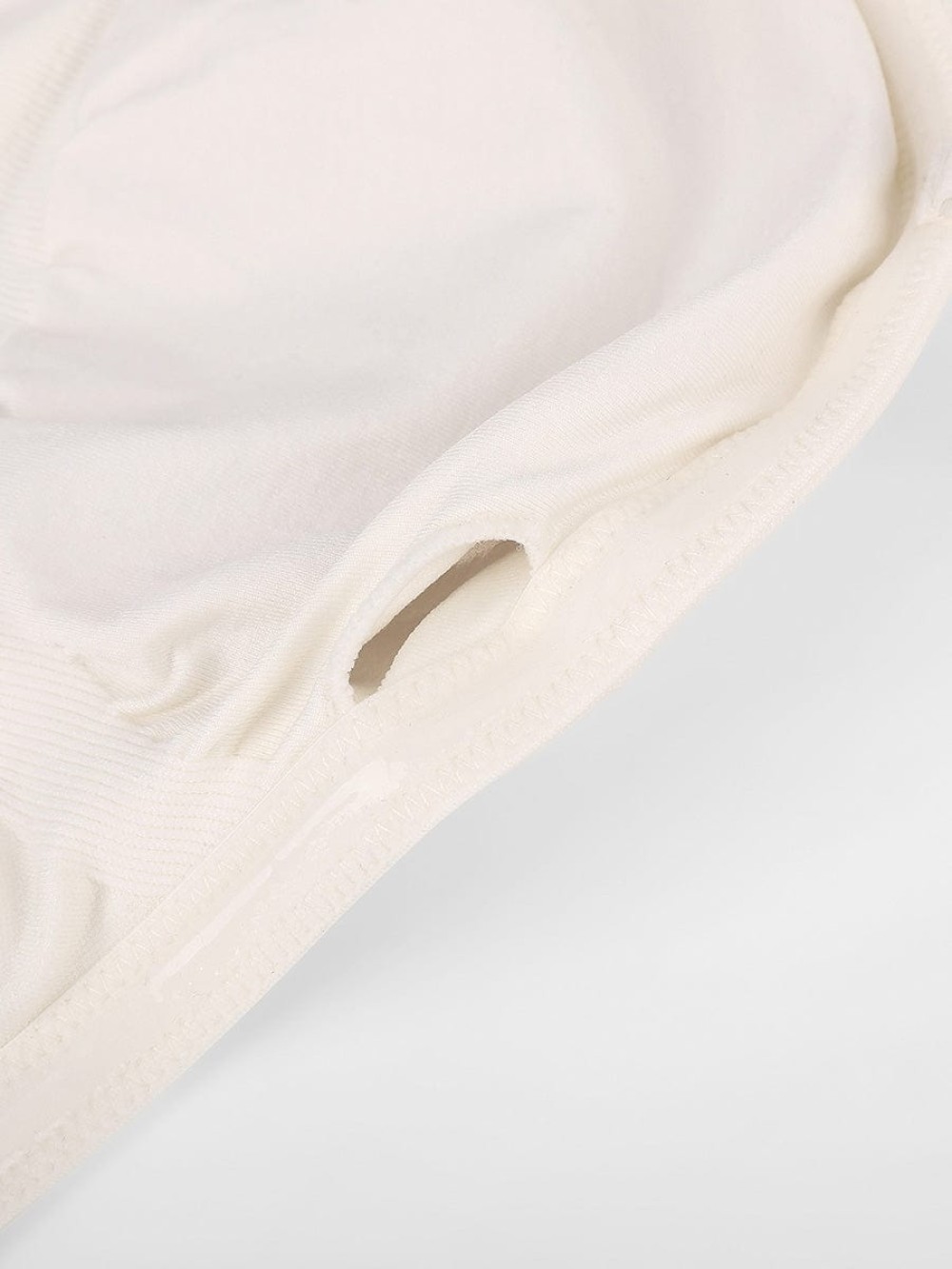 Seamless  Strapless Lift Bra with Soft Comfort & Adjustable 3-Row Hooks