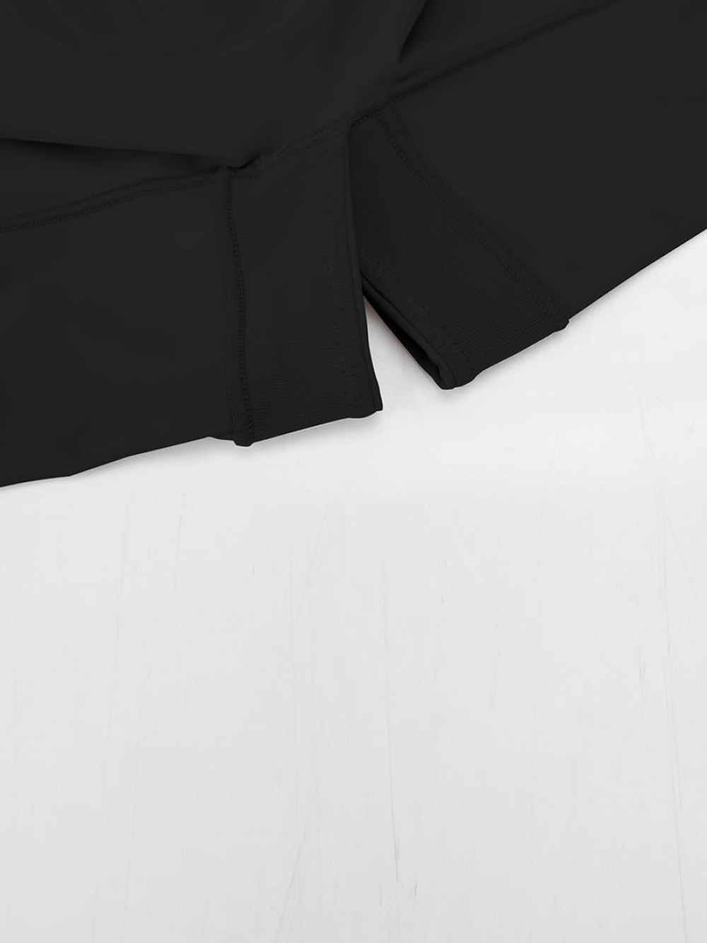 Liquid LYCRA™ Light Control V-Neck Traceless Boyshort Bodysuit