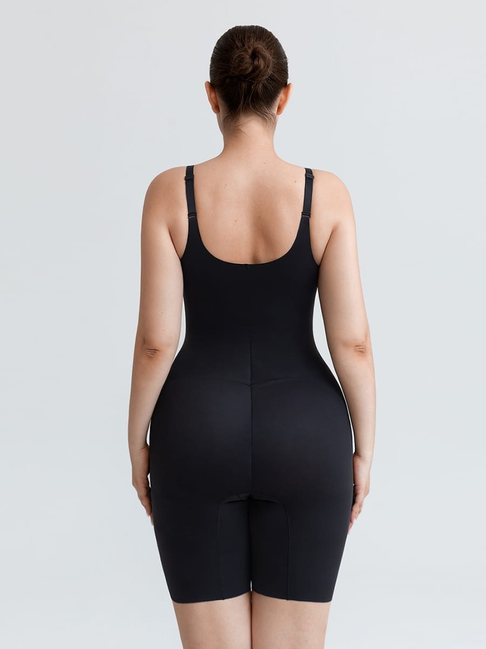 Liquid LYCRA™ Light Control V-Neck Traceless Boyshort Bodysuit