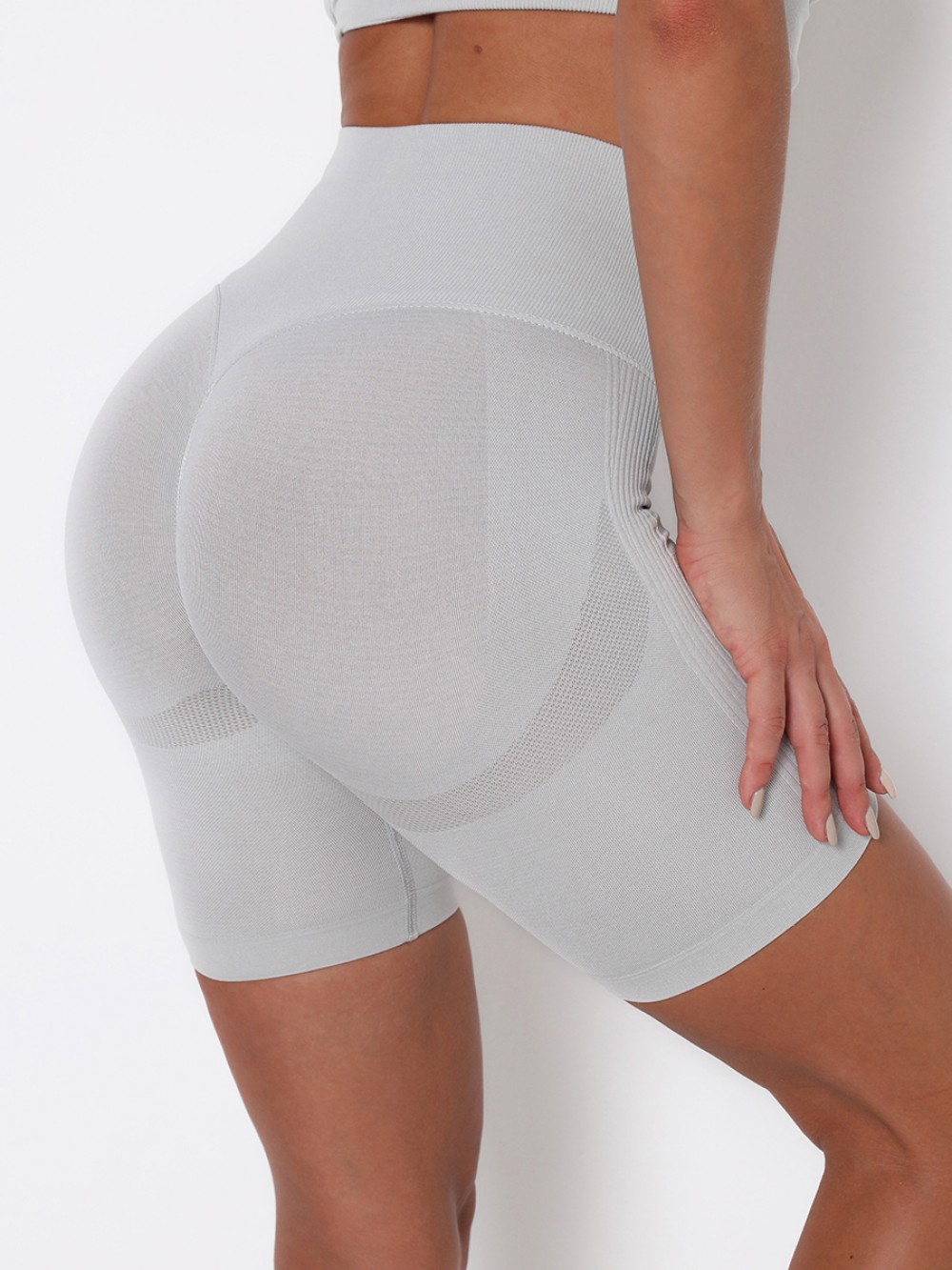 Light Gray Thigh Length Solid Color Running Shorts Seamless