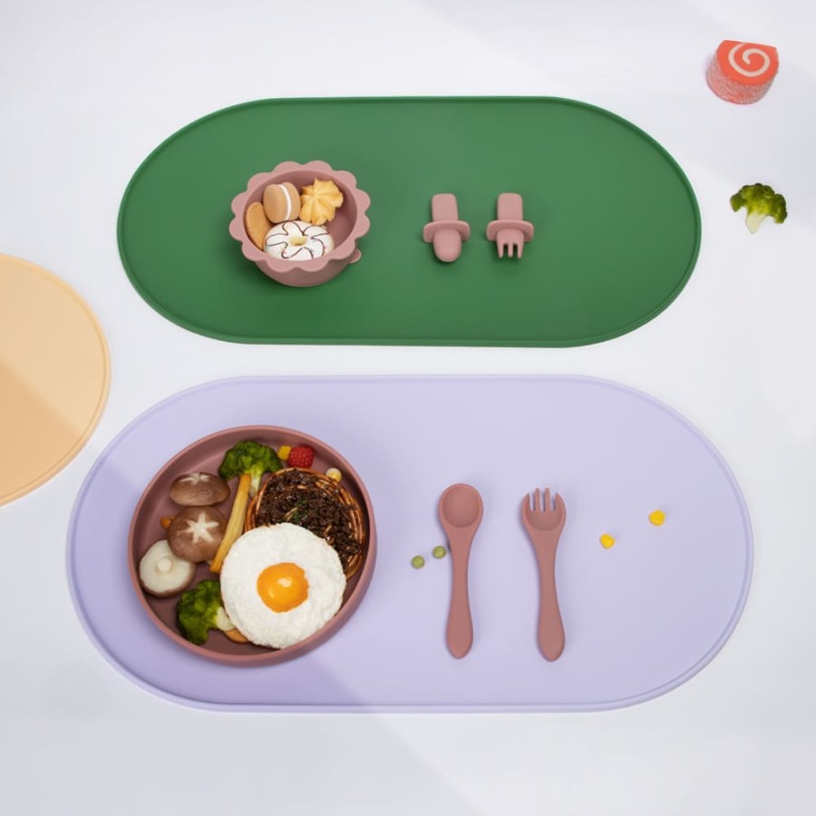 Solid color silicone dog placemat