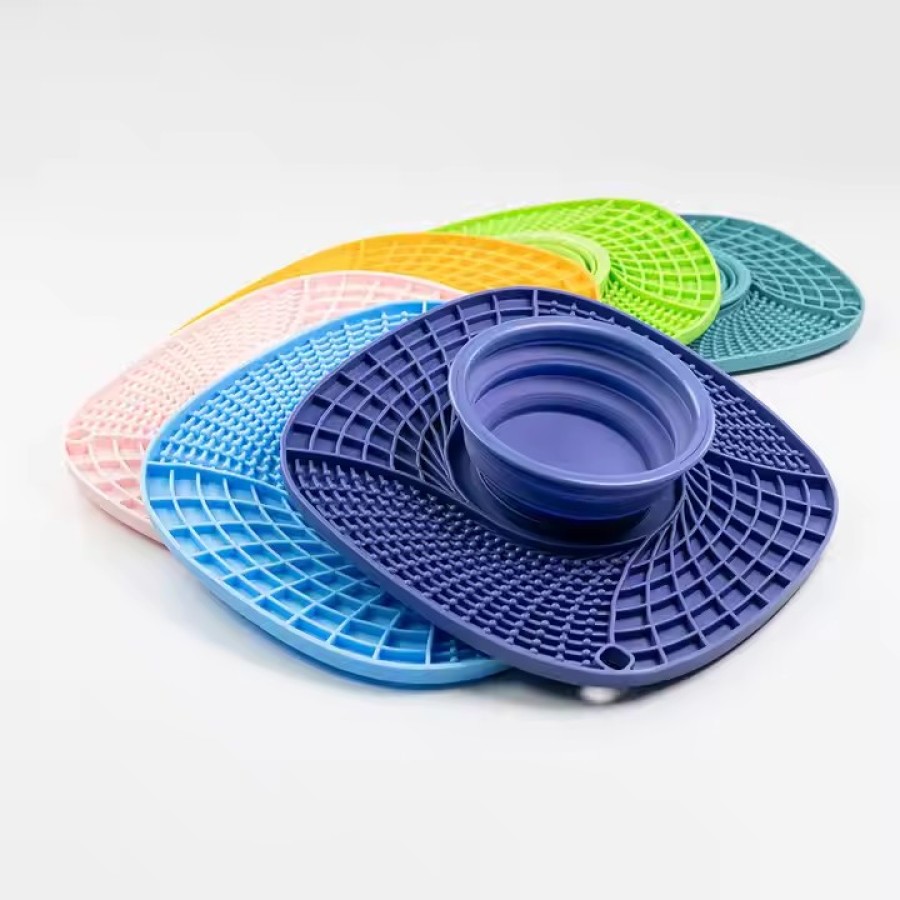 Silicone Pet Slow Feeding Licking Mat with Folding Bowl