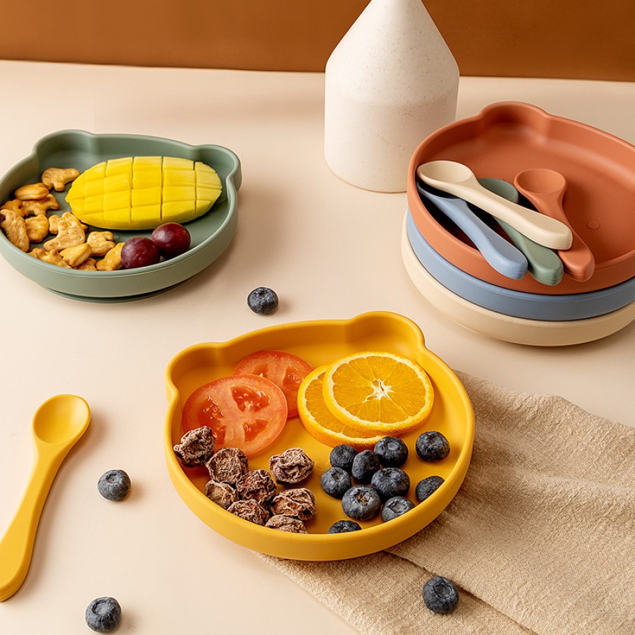 Colourful bear-shaped silicone dinner plate